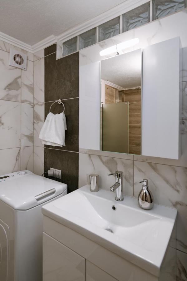 Apartment Sofiasuites *